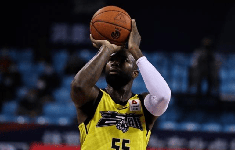 意甲赛程吃紧；新疆广汇今晚外线爆发；态度坚定；心理建设被强调(南疆和北疆游玩有何区别)