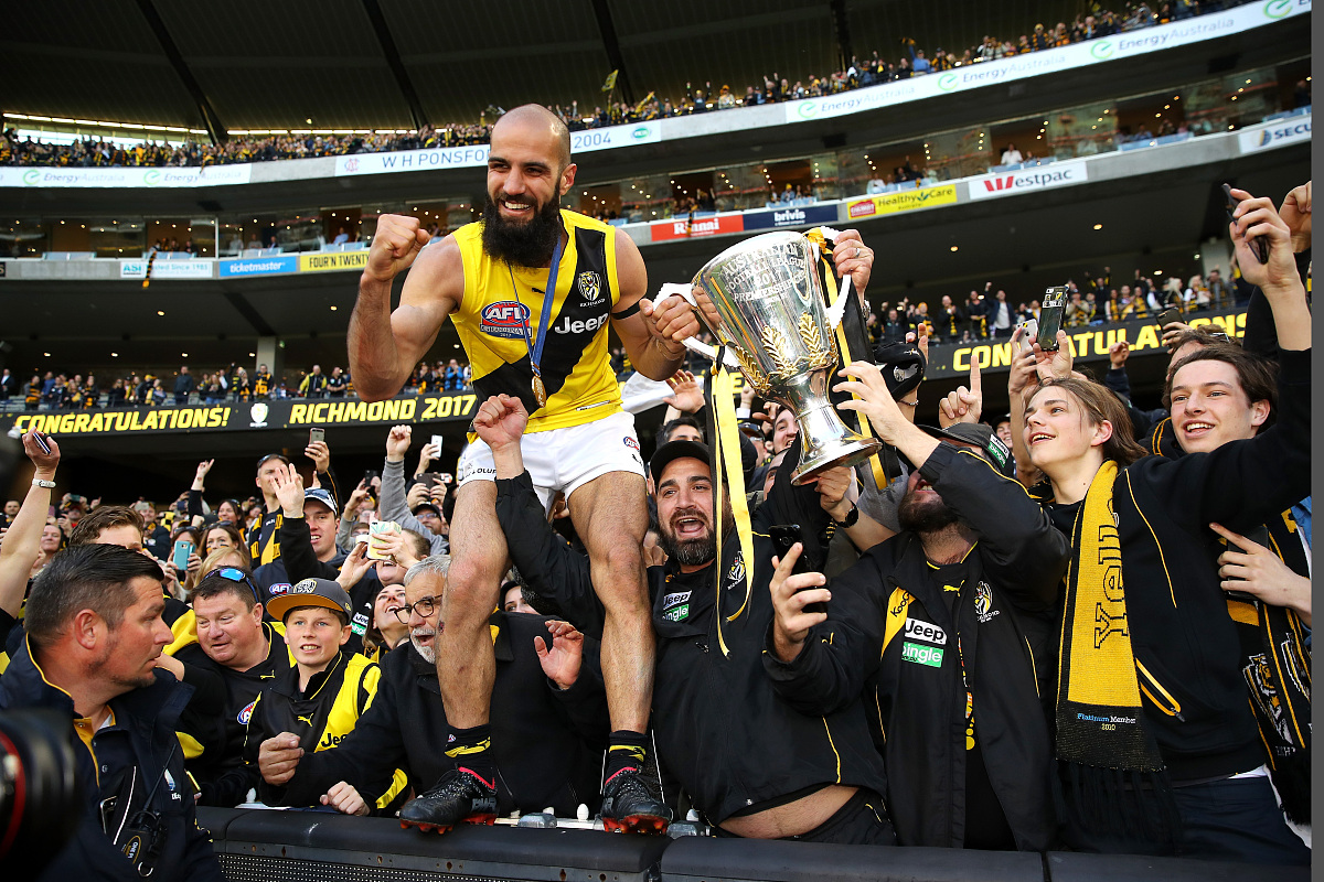 阿贾克斯迎亚冠关键赛；关键时刻绝杀压哨；管理层满意；身体对抗强度拉满(阿贾克斯vs格罗宁根)