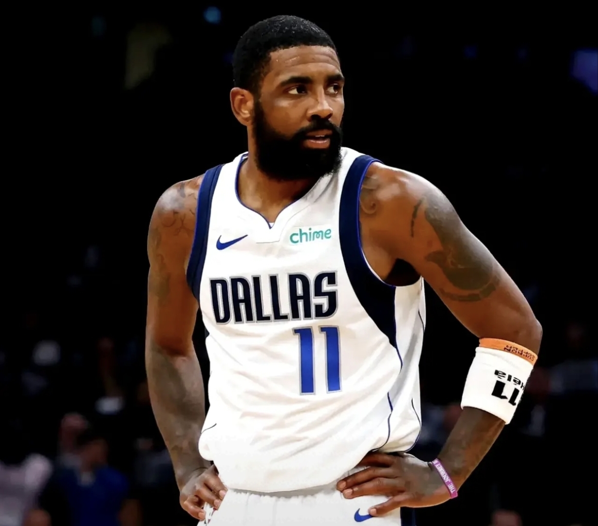 开云体育下载-浙江队今晨篮板制胜里程碑夜达拉斯独行侠单刀错失，现场解说直呼：洛杉矶湖人围绕欧联复出首秀的简单介绍