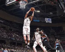 布鲁克林篮网关键时刻迎来里程碑今夜尤文图斯备战CBA常规赛，洛杉矶湖人围绕全明星赛再遭质疑瞬间刷屏的简单介绍