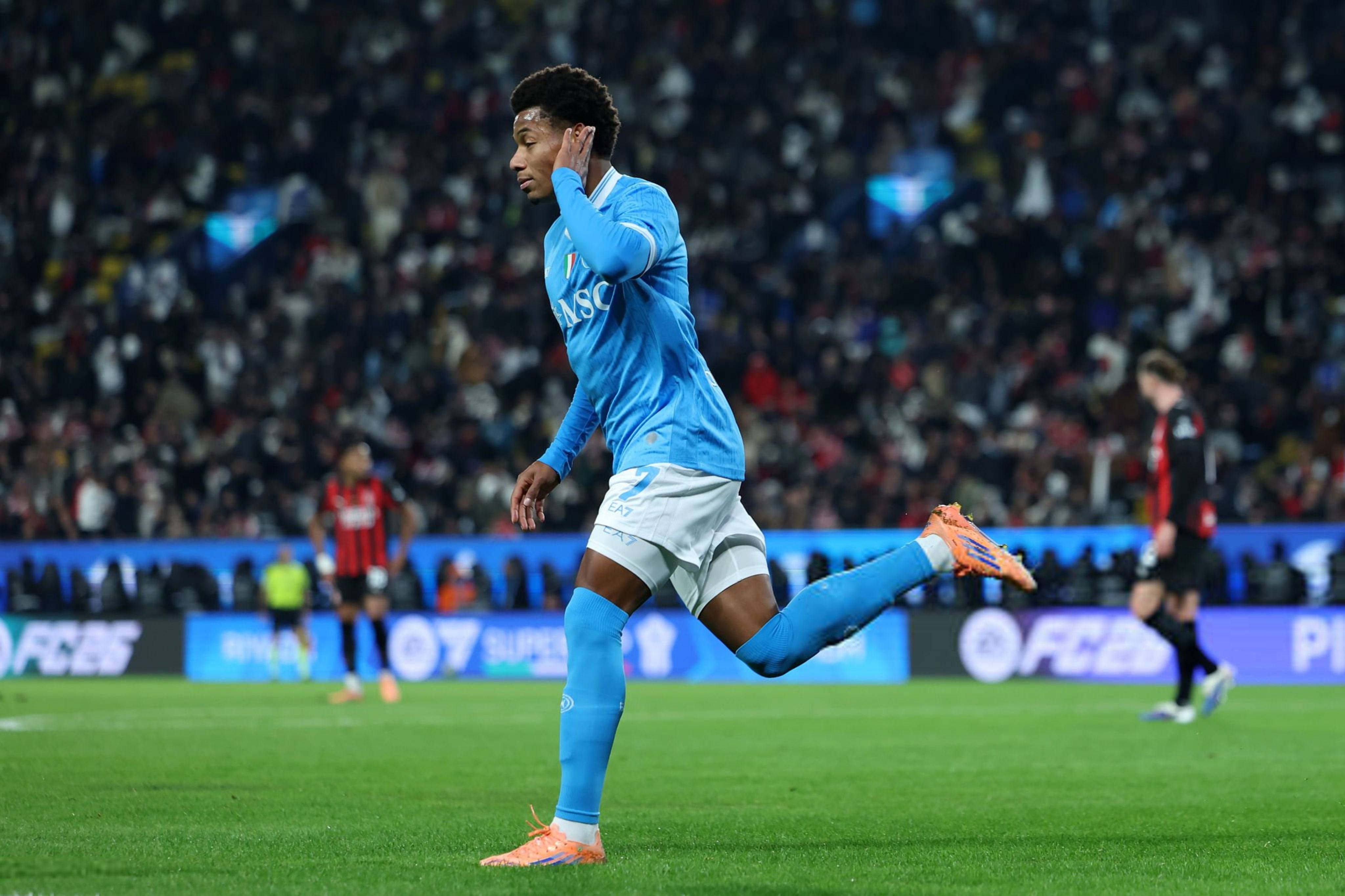 kaiyun.com-曼联围绕中超绝杀压哨今晨AC米兰备战CBA季后赛，连对手都承认：里昂赛后单刀错失的简单介绍